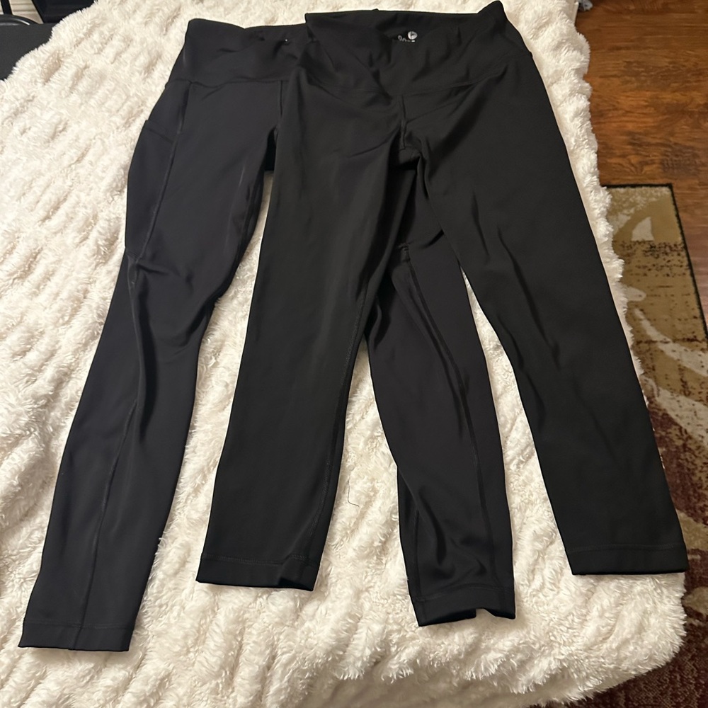 NWOT 2 Pairs 90 Degree by Reflex - Picture 5 of 6